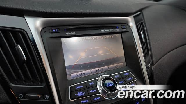 Hyundai YF Sonata Premier, 2011 15