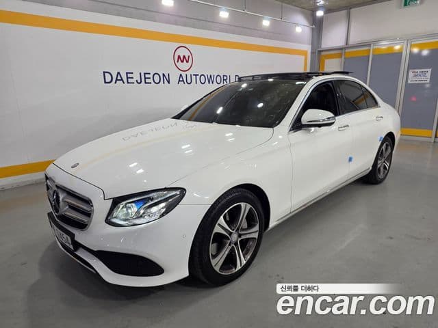 Mercedes-Benz E-класс W213 Avantgarde, 2017 1