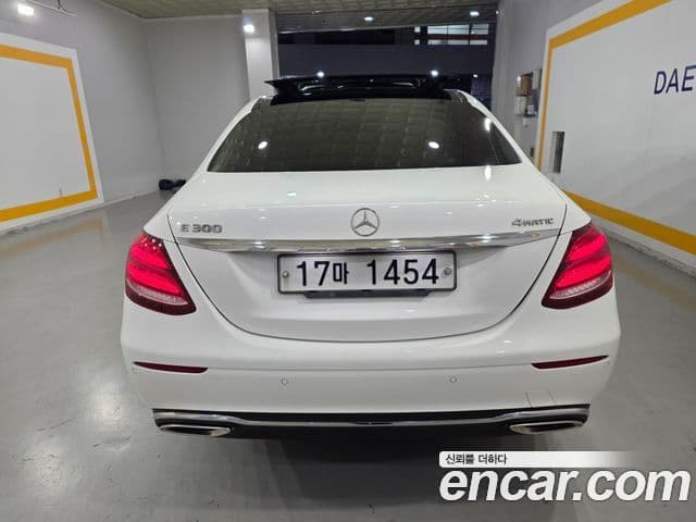 Mercedes-Benz E-класс W213 Avantgarde, 2017 все фото