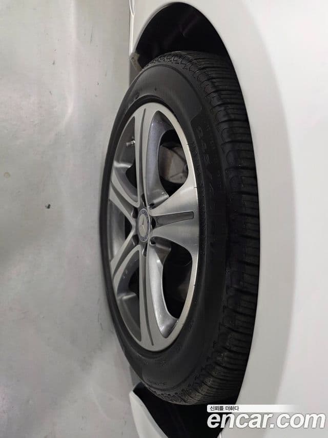 Mercedes-Benz E-класс W213 Avantgarde, 2017 20