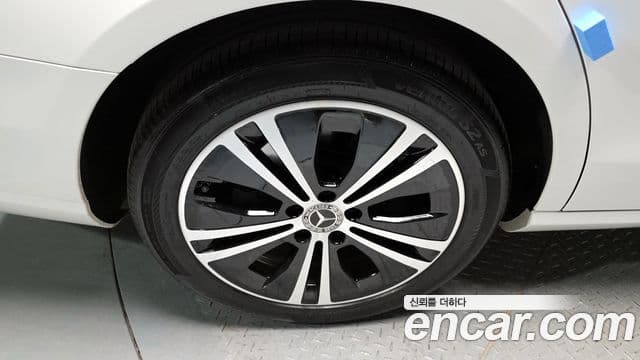 Mercedes-Benz E-класс W213 Avantgarde, 2021 все фото