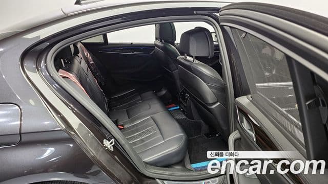 BMW 5시리즈 (G30) 523d M Sport, 2022 12