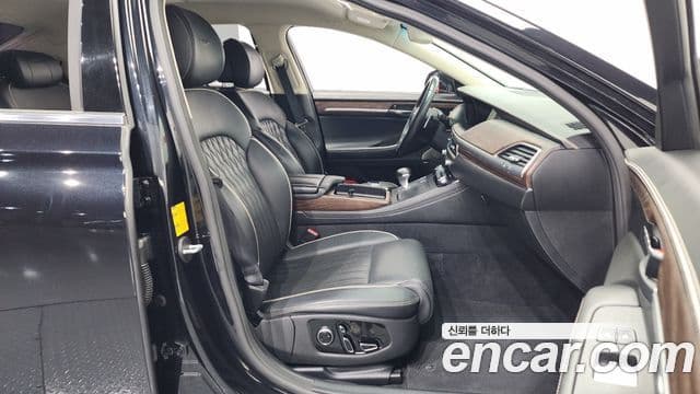 Genesis G90 Prestige, 2019 11