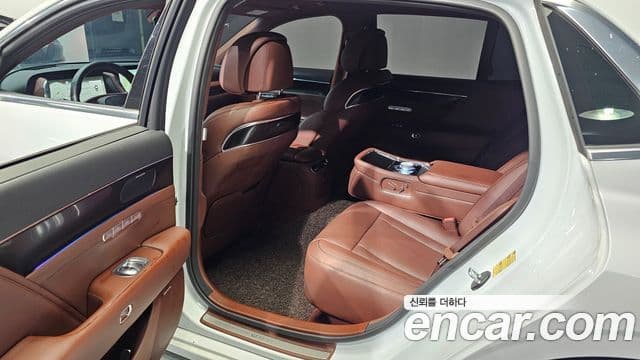 Genesis G90 (RS4) бензин 3.5 турбо AWD, 2022 12