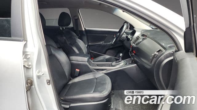 Kia Sportage R топовая версия, 2011 11