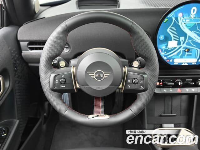 Mini Cooper S 4세대 JCW, 2025 14