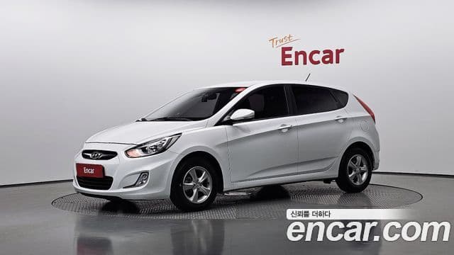 Hyundai Accent(новый кузов / новое поколение) Modern, 2014 1