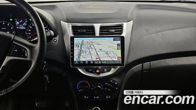 Hyundai Accent(новый кузов / новое поколение) Modern, 2014 15