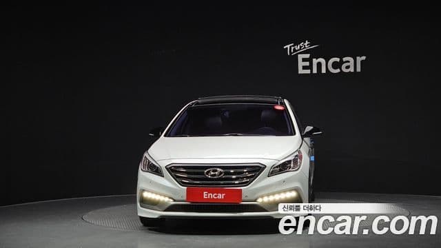 Hyundai LF Sonata Special, 2016 3