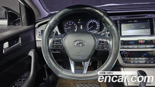 Hyundai LF Sonata Special, 2016 13