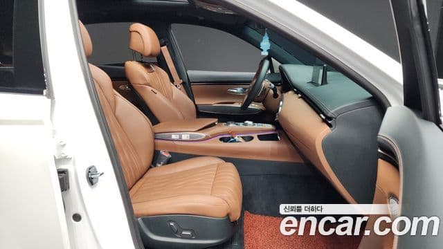 Genesis GV70, 2022 11