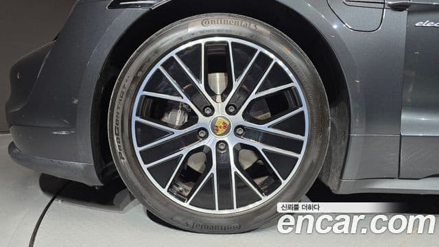 Porsche 타이칸 базовый, 2022 все фото