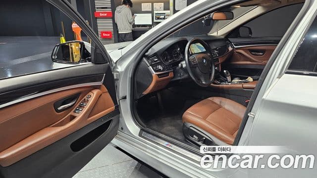 BMW 5시리즈 (F10) 520d xDrive M Aero Dynamic, 2016 11
