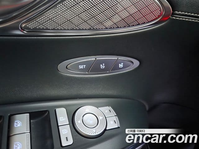 Genesis electrified GV70 e-AWD, 2022 10