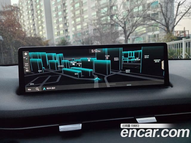 Genesis electrified GV70 e-AWD, 2022 12