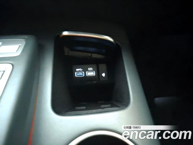 Genesis electrified GV70 e-AWD, 2022 14