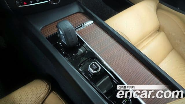 Volvo V60 Cross Country 2세대 B5 Pro AWD, 2022 9