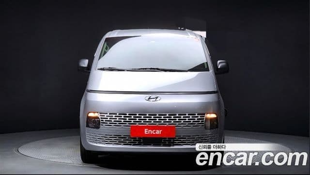 Hyundai Staria Smart, 2022 3