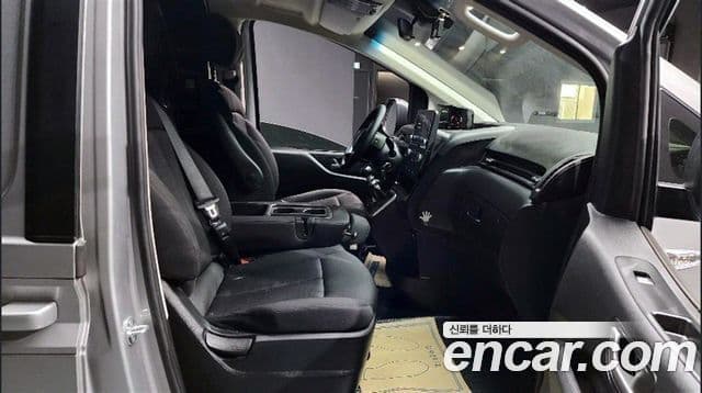 Hyundai Staria Smart, 2022 9