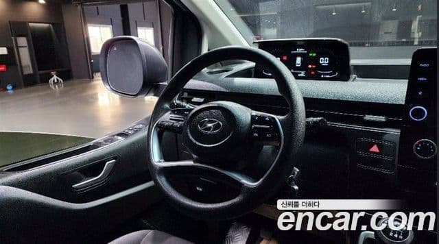 Hyundai Staria Smart, 2022 11