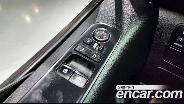 Hyundai Staria Smart, 2022 18