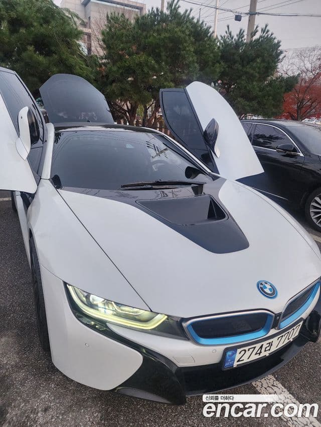 BMW i8 купе, 2016 1