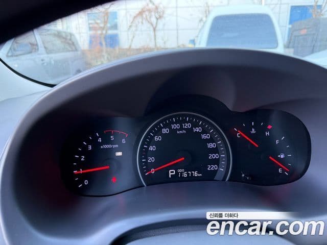 Kia Carnival R топовая версия, 2013 12