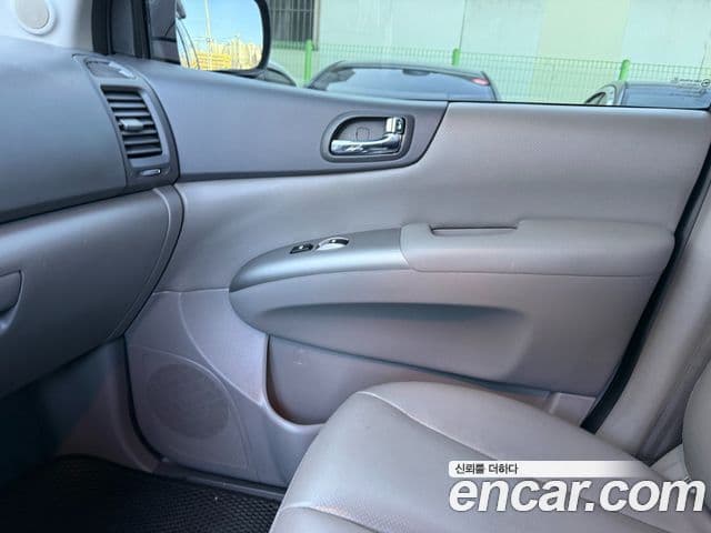 Kia Carnival R топовая версия, 2013 18