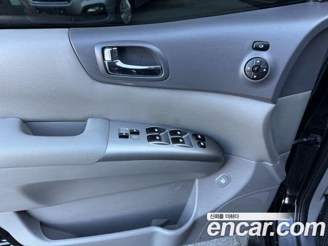 Kia Carnival R топовая версия, 2013 19