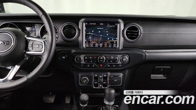 Jeep Wrangler (JL) 2.0 Overland 4도어, 2019 14