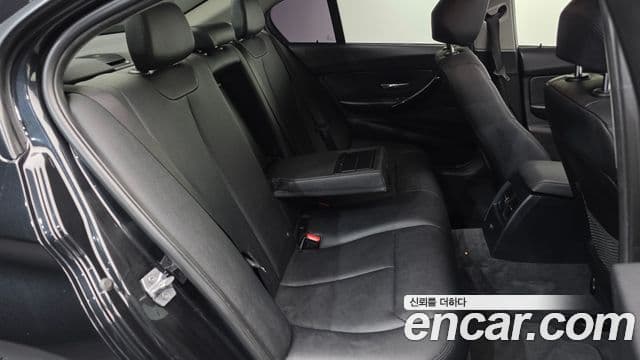 BMW 3시리즈 (F30), 2017 12