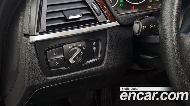 BMW 3시리즈 (F30), 2014 16