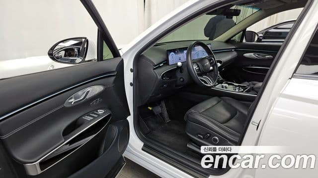 Genesis GV70, 2025 10