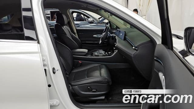 Genesis GV70, 2025 11