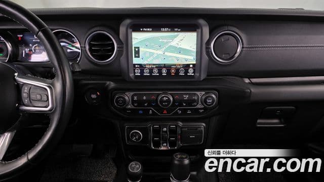 Jeep Wrangler (JL) 2.0 Overland Power top 4도어 4xe, 2022 14