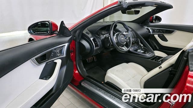 Jaguar F-TYPE X152, 2021 10