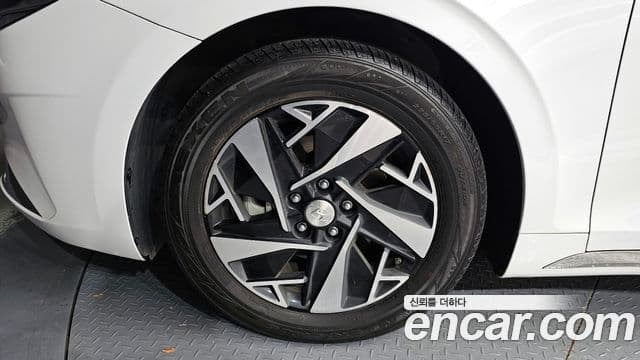 Hyundai The / новый New Grandeur IG гибрид Le Blanc, 2023 все фото