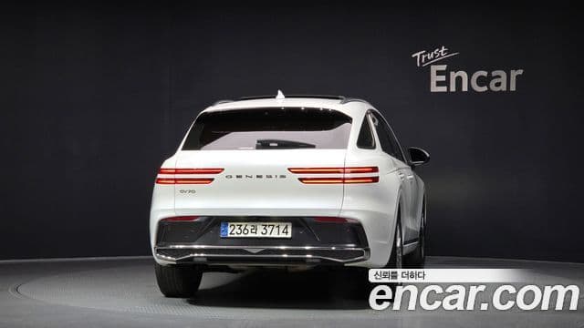 Genesis GV70, 2025 4