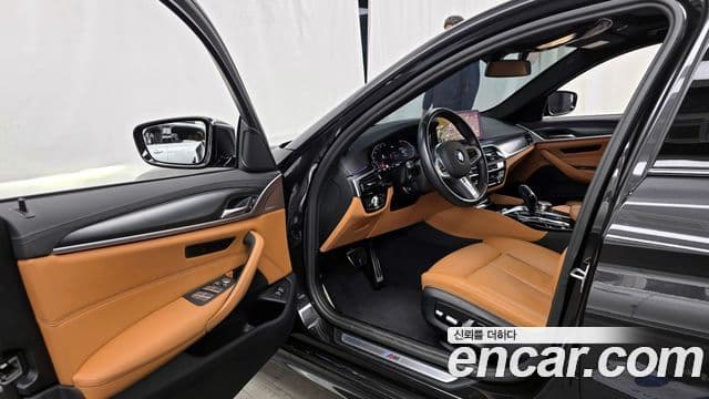 BMW 5시리즈 (G30) 520i M Sport, 2023 10