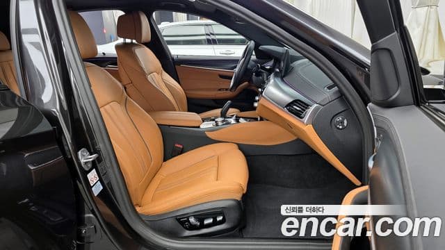 BMW 5시리즈 (G30) 520i M Sport, 2023 11