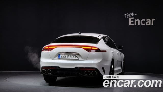 Kia 스팅어 마이스터 3.3 GT AWD, 2022 4