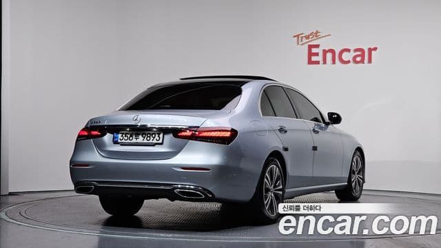 Mercedes-Benz E-класс W213 Avantgarde, 2021 2