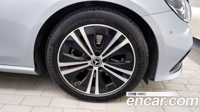 Mercedes-Benz E-класс W213 Avantgarde, 2021 все фото