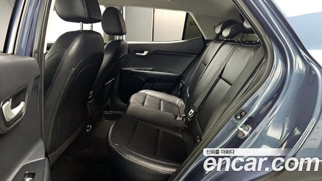 Kia Stonic Trendy, 2019 12