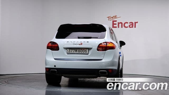 Porsche New Cayenne 958, 2013 4