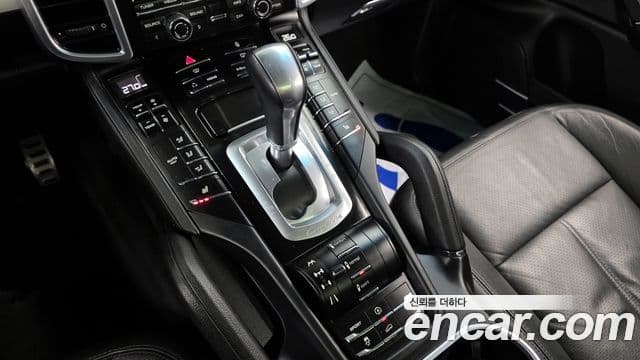 Porsche New Cayenne 958, 2013 9