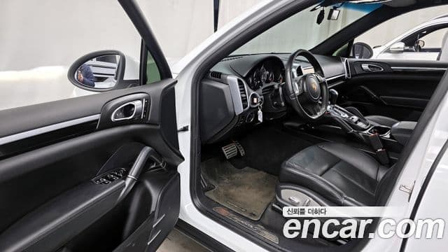 Porsche New Cayenne 958, 2013 10