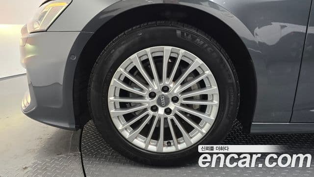 Audi A6 (C8) Premium, 2021 все фото