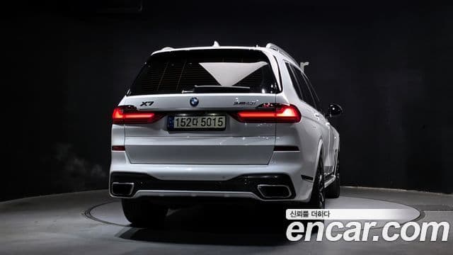 BMW X7 (G07) xDrive 40i M Sport 6인승, 2021 4