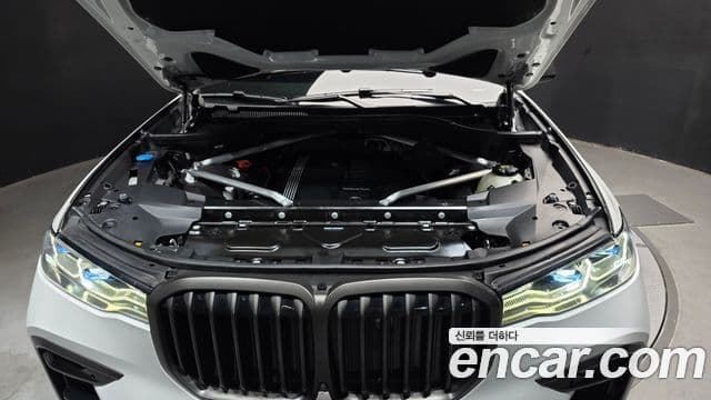 BMW X7 (G07) xDrive 40i M Sport 6인승, 2021 6